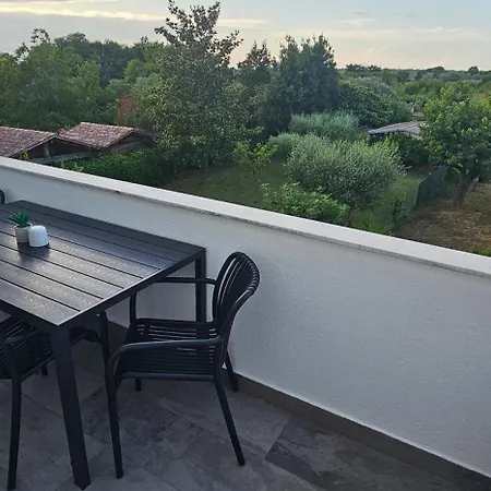 Kadenca * أوماغ